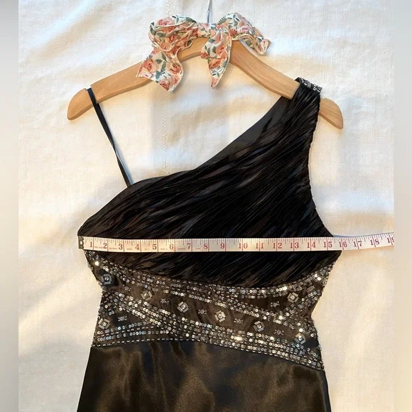 Long satin dress / bridesmaid / ball gown / formal dress / prom dress - Picture 8 of 10